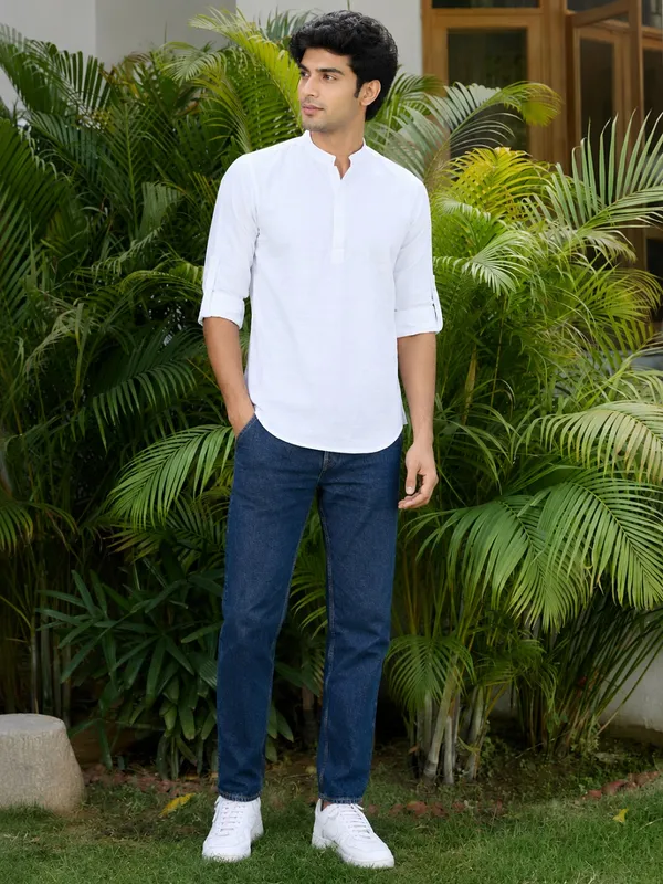 White___Mandarin_Collar_Short_Kurta_for_Men