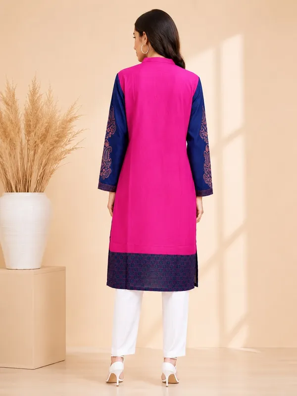 Pink_printed_Straight_Kurta_For_Women