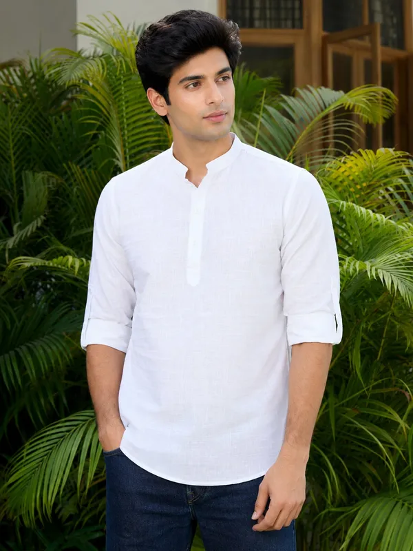 White___Mandarin_Collar_Short_Kurta_for_Men
