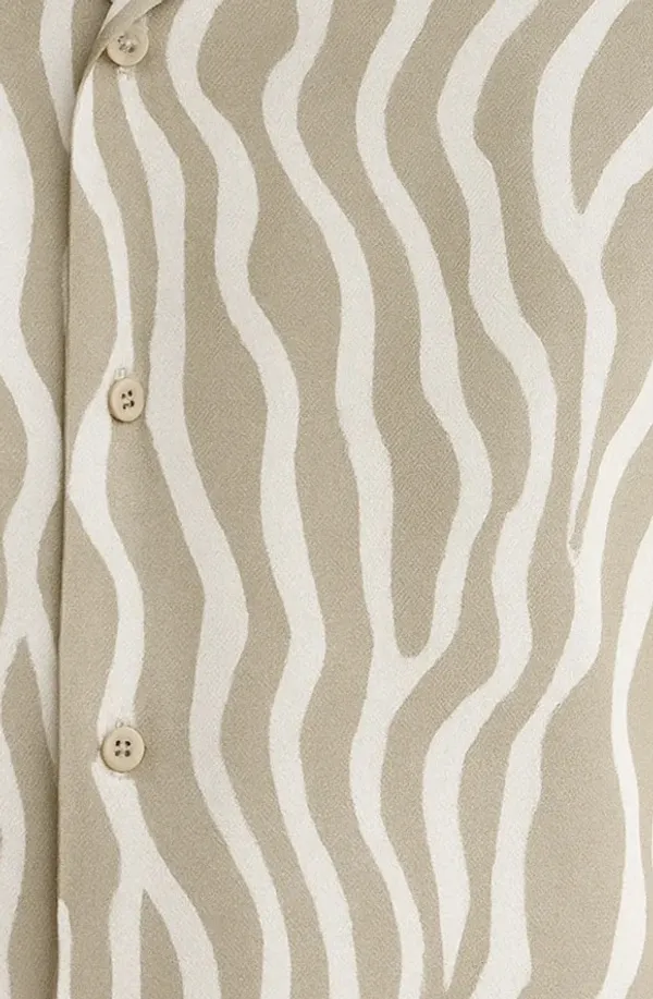 Beige_And_White_Wavy_Striped_Short_Sleeve_Shirt_For_Men