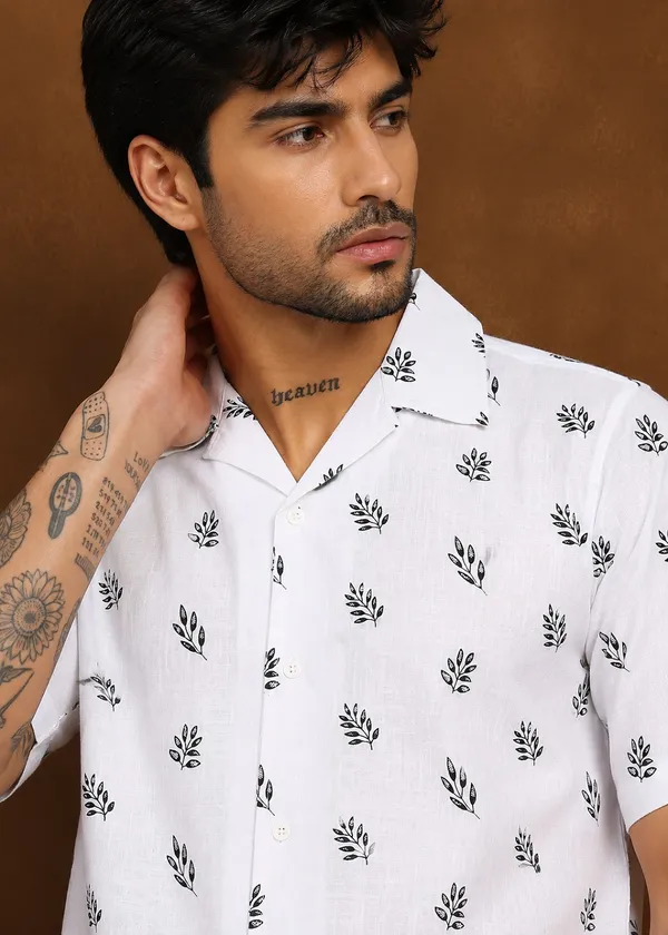 White_Leaf_Printed_Half_Sleeve_Casual_Shirt_for_Men