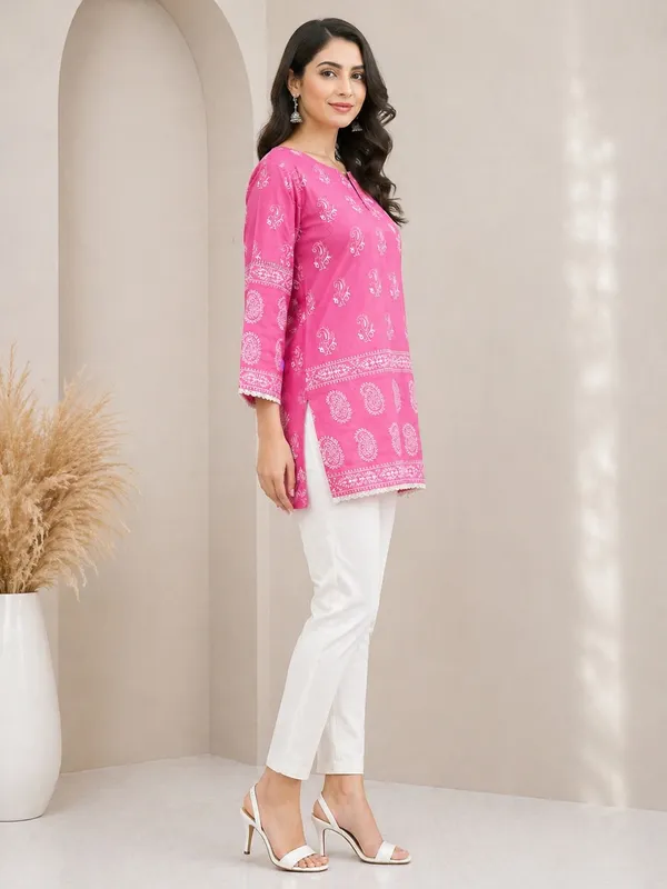 Pink_Printed___Straight_Short_Kurti_for_Women