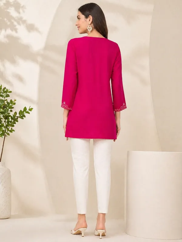 Pink_printed___Straight_Kurta_for_Women