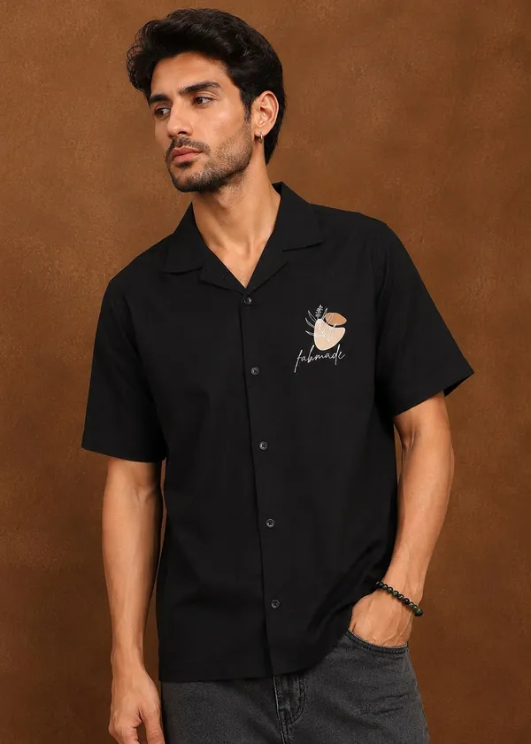Black_Handmade_printed_Shirt_And_Shorts_Set_For_Men