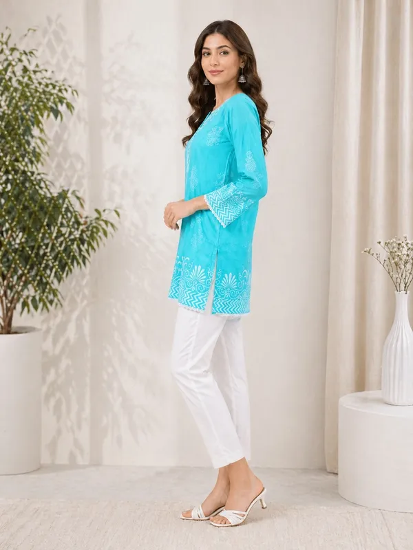 Sea_Green_printed_Short_Kurti_for_Women
