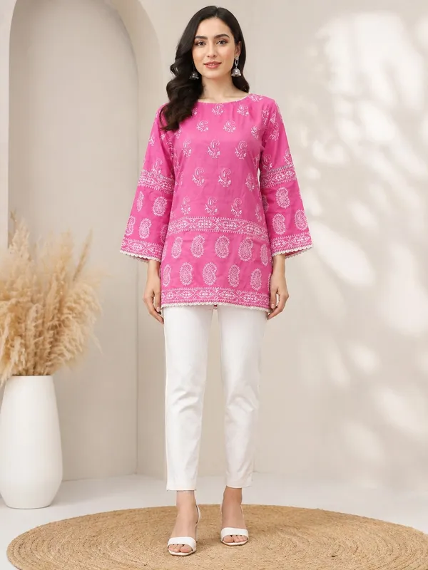 Pink_Printed___Straight_Short_Kurti_for_Women