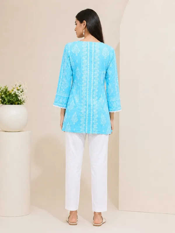 Sky_Blue_Printed_Short_Kurti_for_Women