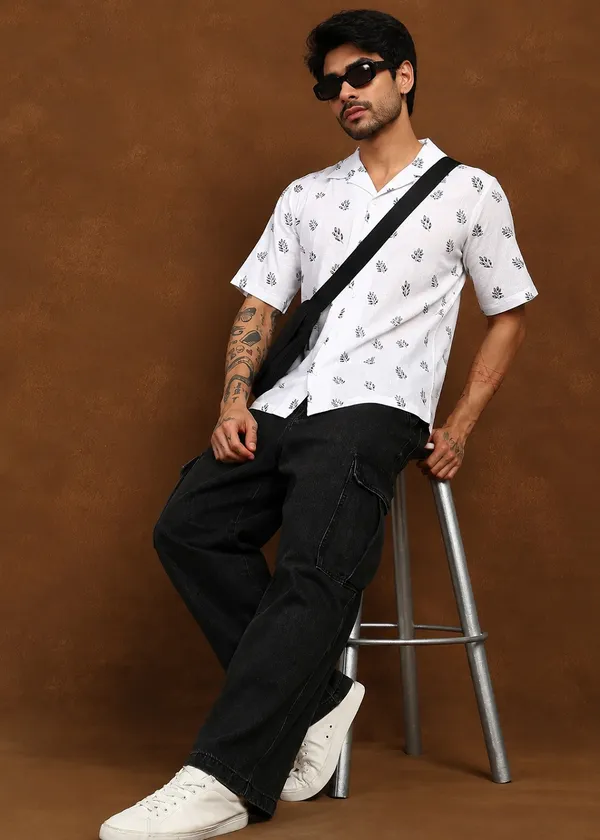 White_Leaf_Printed_Half_Sleeve_Casual_Shirt_for_Men