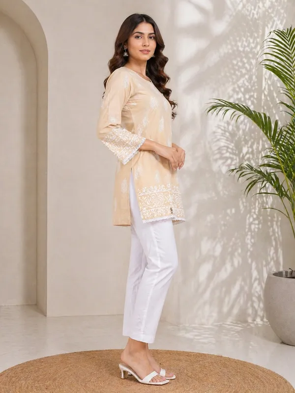 Beige_Printed___Short_Kurti_for_Women