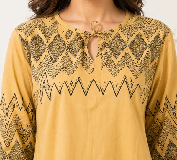 Beige_Printed_Short_Kurti_for_Women