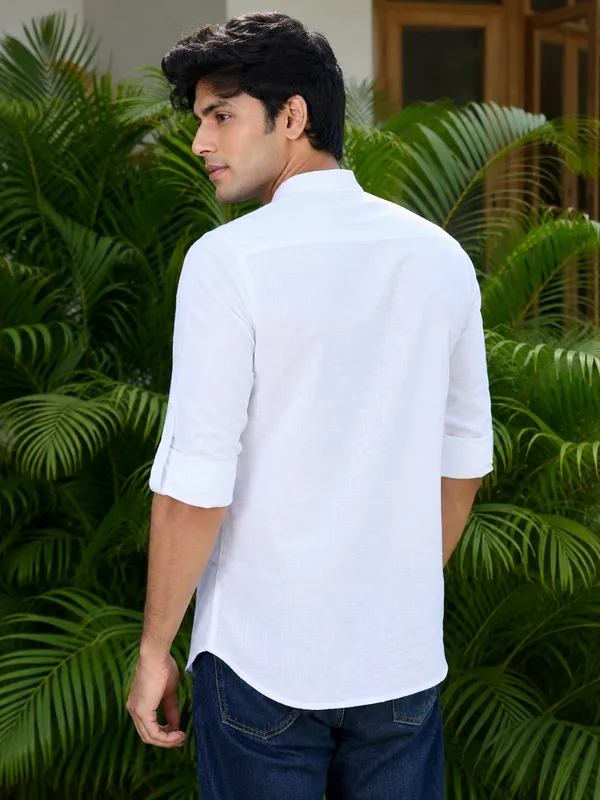 White___Mandarin_Collar_Short_Kurta_for_Men