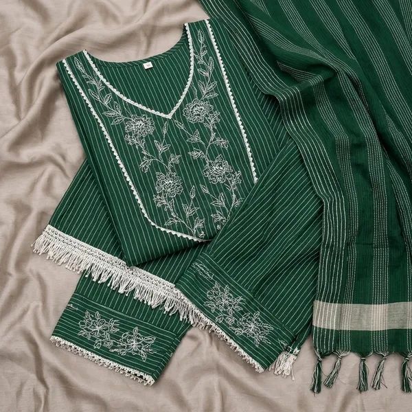 Green_Cotton_Blend_Straight_Fit_Embroidered_Kurta_Set_For_Women