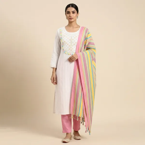 White_And_Pink_Cotton_Blend_Kurta_Set_Combo_For_Women_Pack_Of_2