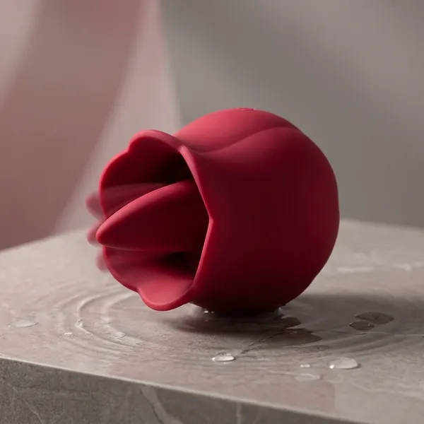 Red_Silicone_Petal_Pulse_Rose_Massager_For_Women