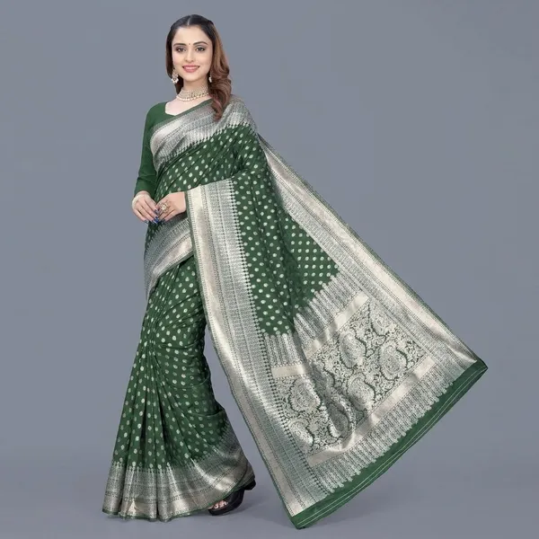 Green_Silk_And_Polyester_Saree_With_Blouse_Piece_For_Women