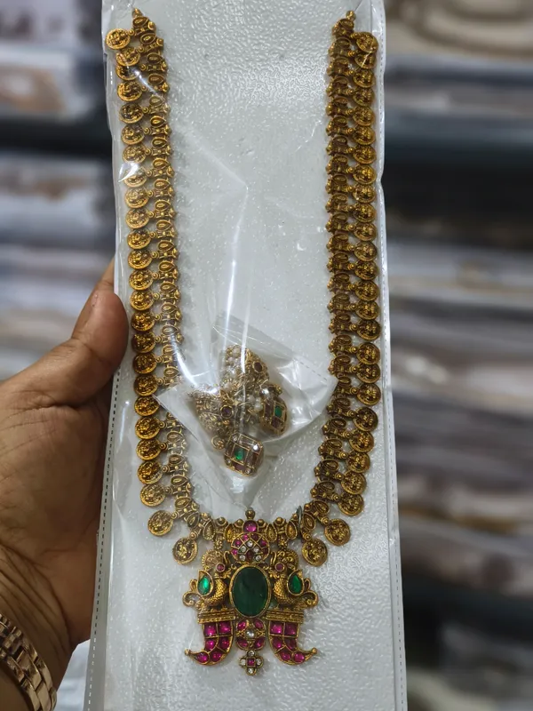 Gold_Plated_Emerald_Ruby_Coin_Necklace_Set_For_Women