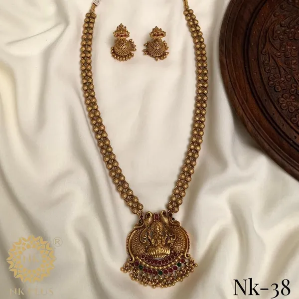 Antique_Gold_Lakshmi_Temple_Necklace_Set_For_Women