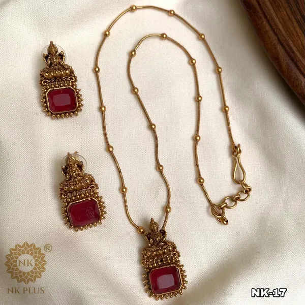 Golden_Red_Ruby_Stone_Pendant_Necklace_Set_For_Women