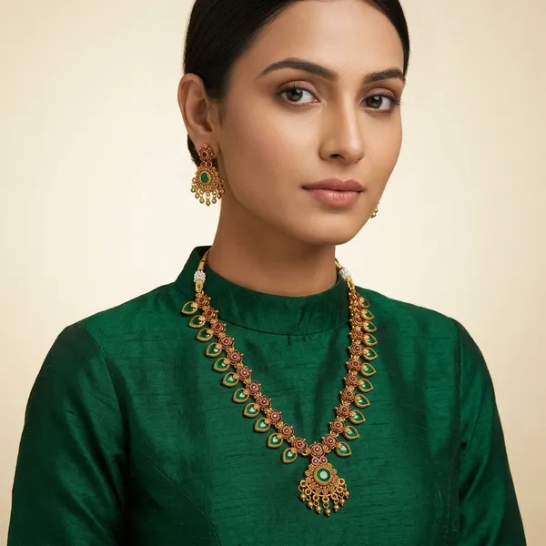 Golden_Green_Stone_Mango_Pendant_Necklace_Set_For_Women