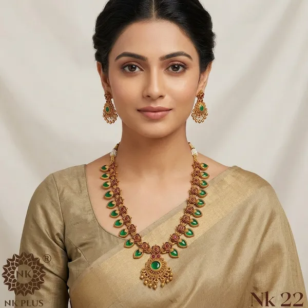 Golden_Green_Stone_Mango_Pendant_Necklace_Set_For_Women
