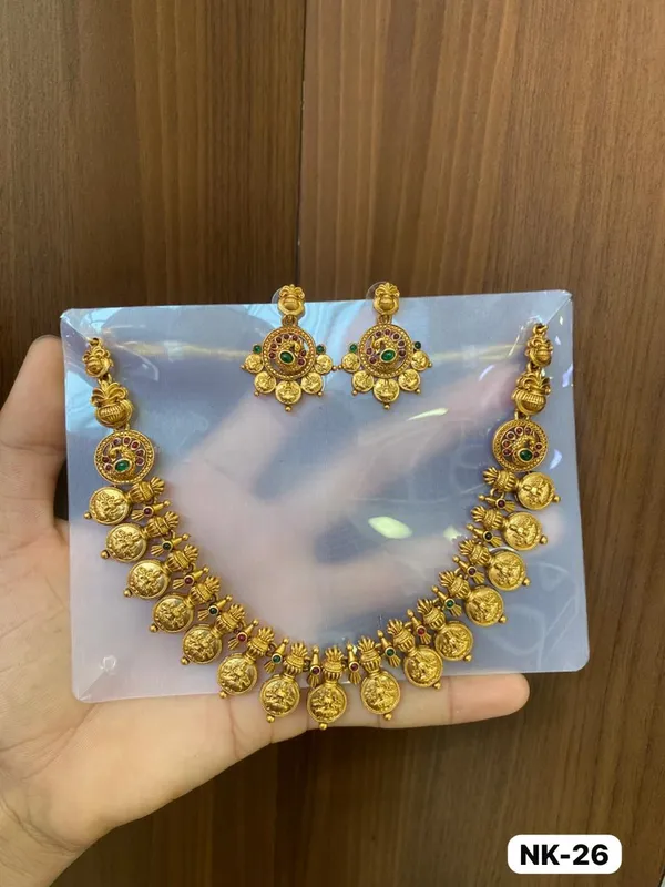 Golden_Brass_Lakshmi_Coin_Gemstone_Necklace_Set_For_Women