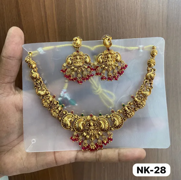 Golden_Brass_Temple_Red_Stone_Drop_Necklace_Set_For_Women