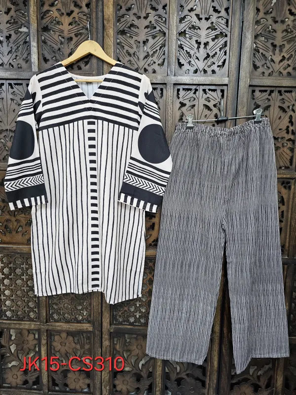 Black_White_Rayon_Straight_Kurta_Pant_Co_Ord_Set_For_Women