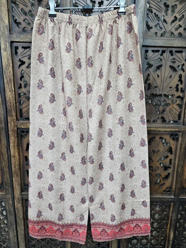 Off_White_Rayon_Straight_Paisley_Print_Co_Ord_Set_For_Women