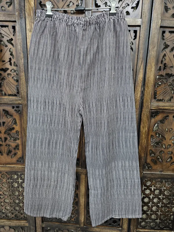 Black_White_Rayon_Straight_Kurta_Pant_Co_Ord_Set_For_Women