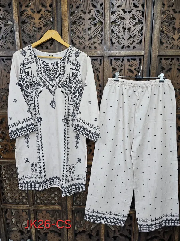 White_Black_Rayon_Straight_Geometric_Print_Co_Ord_Set_For_Women