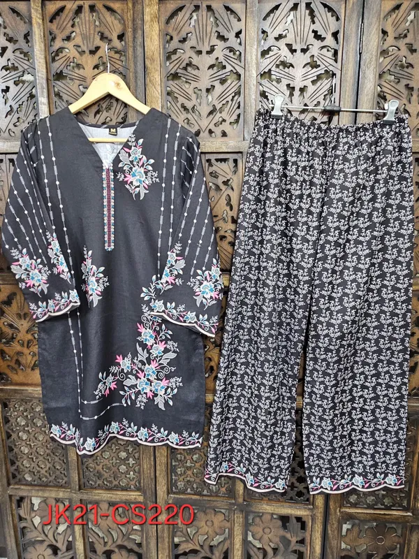 Black_White_Turkish_Slub_Cotton_Straight_Kurta_Pant_Co_Ord_Set_For_Women