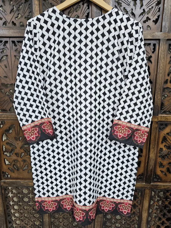 Black_White_Rayon_Straight_Geometric_Print_Kurta_Pant_Co_Ord_Set_For_Women