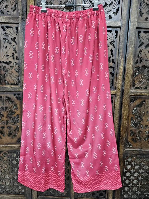 Pink_Crepe_Straight_Ikat_Print_Co_Ord_Set_For_Women