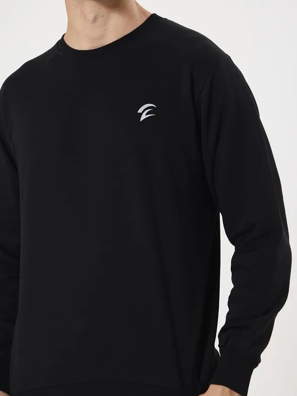 Black_Cotton_Sweatshirt_For_Men