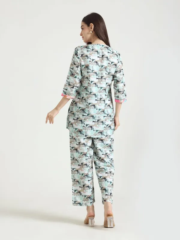 Mint_Terrain_Crepe_Fabric_Coordinated_Outfit_For_Women
