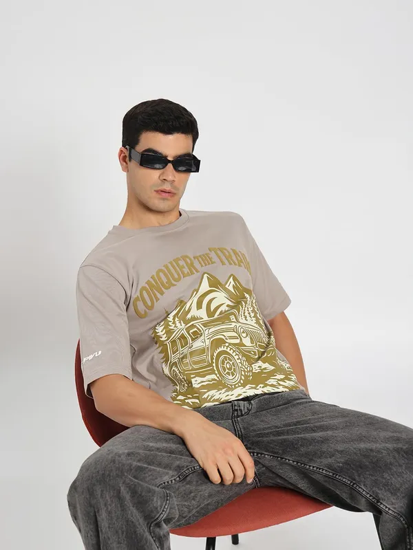 Light_Grey_Cotton_T-Shirt_For_Men