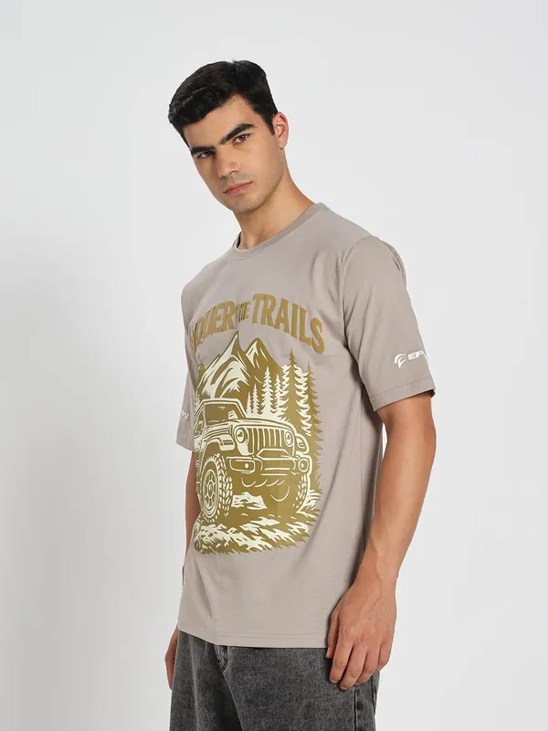 Light_Grey_Cotton_T-Shirt_For_Men