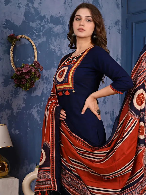Navy_Blue_Premium_Cambric_Cotton_Kurta_Set_For_Women