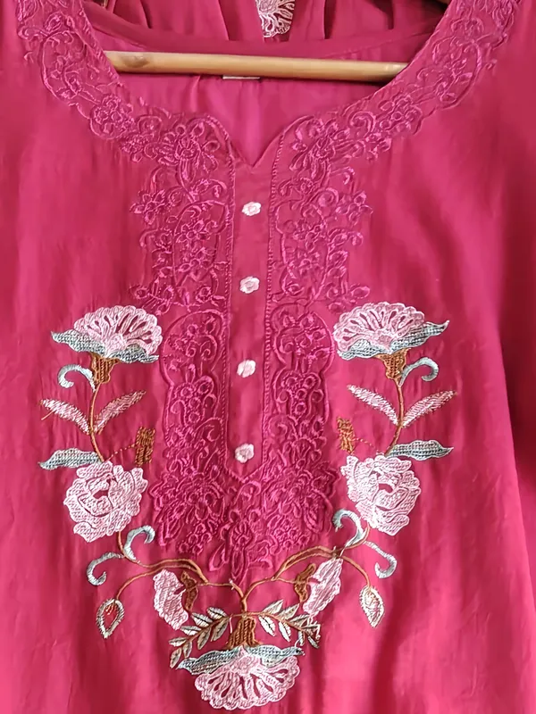 Pink_Premium_Mul_Chanderi_With_Embroidery_Kurta_Set_For_Women