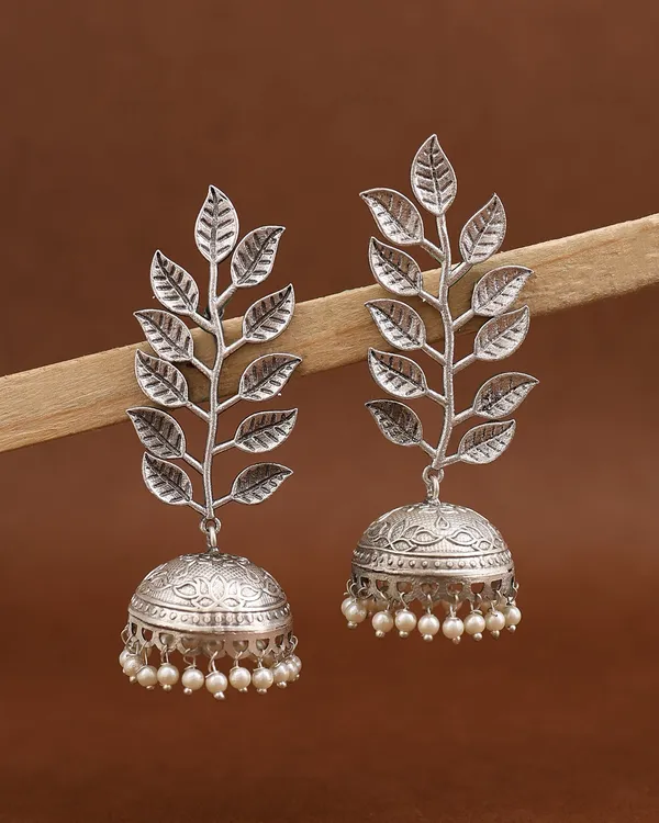 RIVAH_Oxidised_Silver-Plated_Leaf_Design_Jhumka_Earrings_with_Pearl_Drops_for_Women