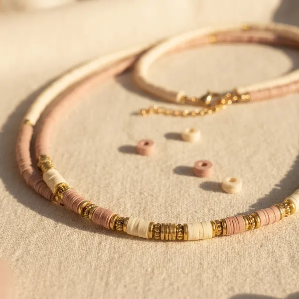 Pink_And_Gold_Polymer_Clay_Beads_Necklace_For_Women_Dori_Necklace