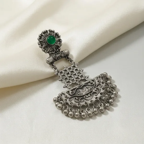 Classic_Metal_Cuff_Earring