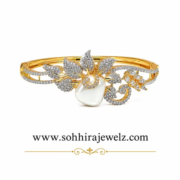 Golden_Gold-Plated_Baroque_Pearl_Cz_Butterfly_Bracelet_For_Women