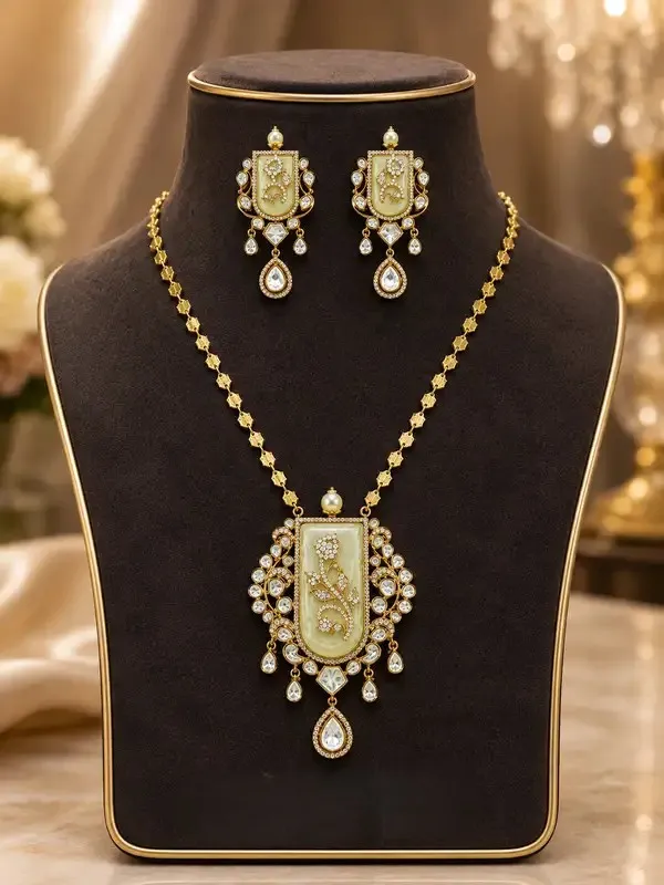 Green_Gold-Plated_Jade_Enamel_Meenakari_Pendant_Set_For_Women