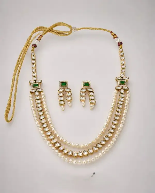 Green_Gold-Plated_Kundan_Polki_Pearl_Layered_Necklace_Set_For_Women