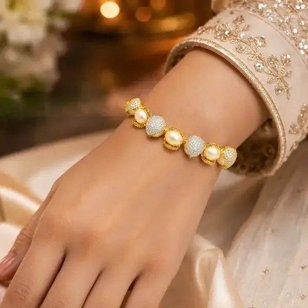 Pearl_White_Gold-Plated_Cz_Heart_Pearl_Bracelet_For_Women