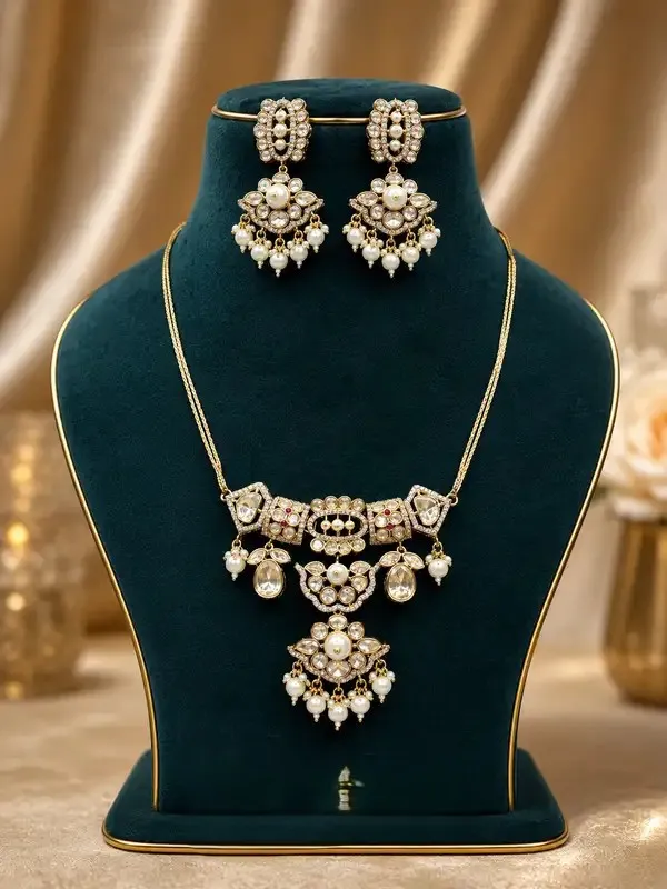 Pearl_White_Polki_Diamond_Pendant_&_Earring_Set_For_Women