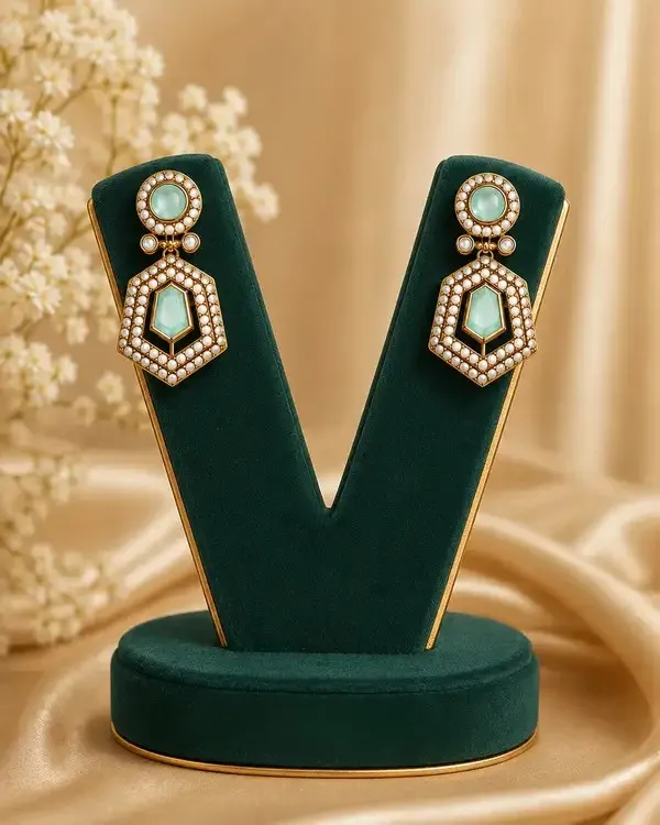 Mint_Green_Crystal_Hexagon_Drop_Pendant_Set_For_Women