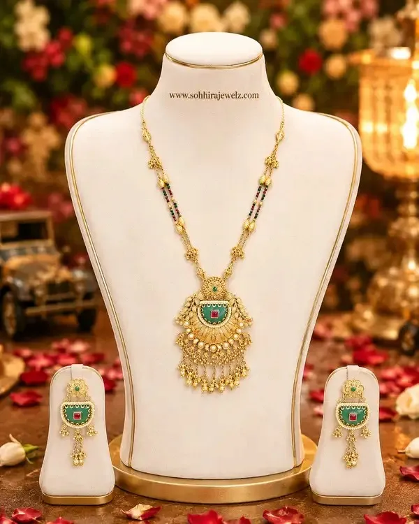 Gold_Gold-Plated_Emerald_Ruby_Mughal_Chandbali_Necklace_Set_For_Women