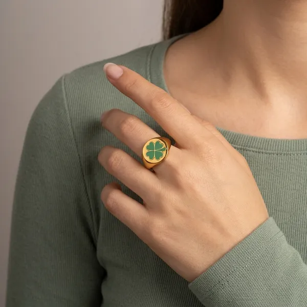 Green_Stainless_Steel_Clover_Motif_Ring_For_Women